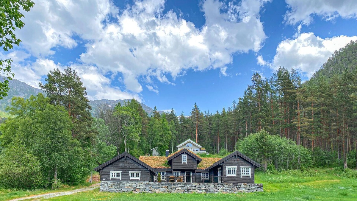 Volda House | Nice home in Folkestad with sauna