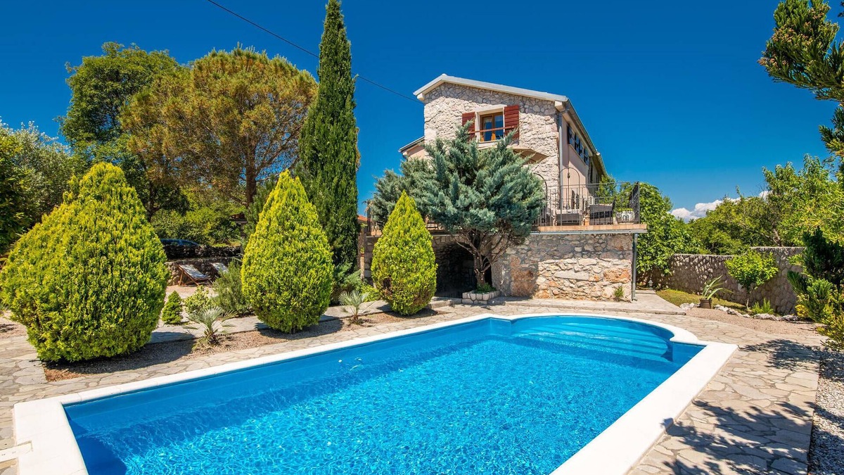 Gostinjac House | Nice home in Gostinjac with WiFi
