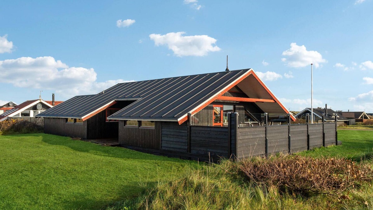 Harboore House | Nice home in Harboøre with WiFi
