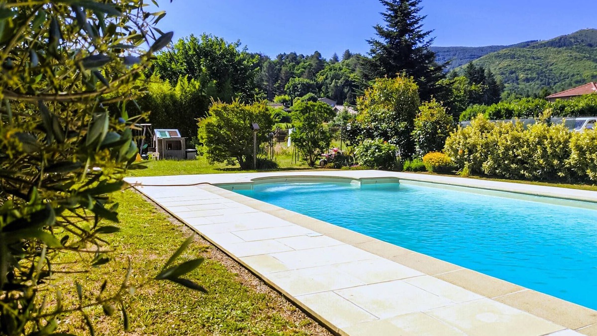 Jaujac House | Nice home in Jaujac with WiFi