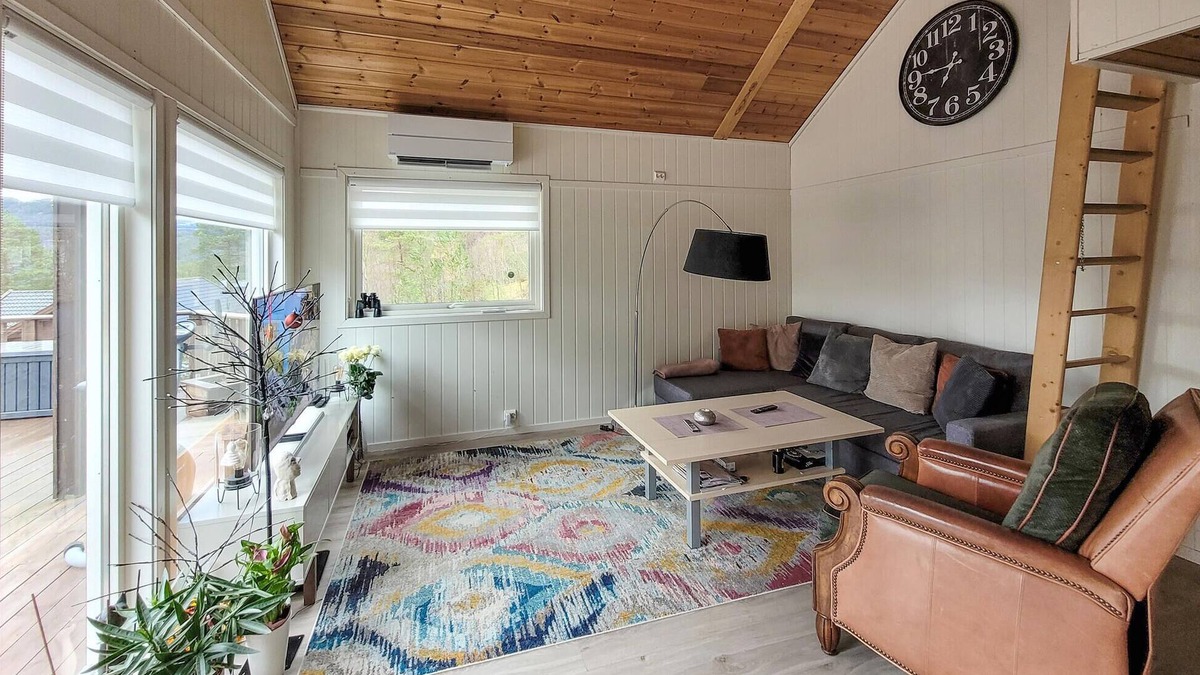 Suldal House | Nice home in Jelsa with kitchen
