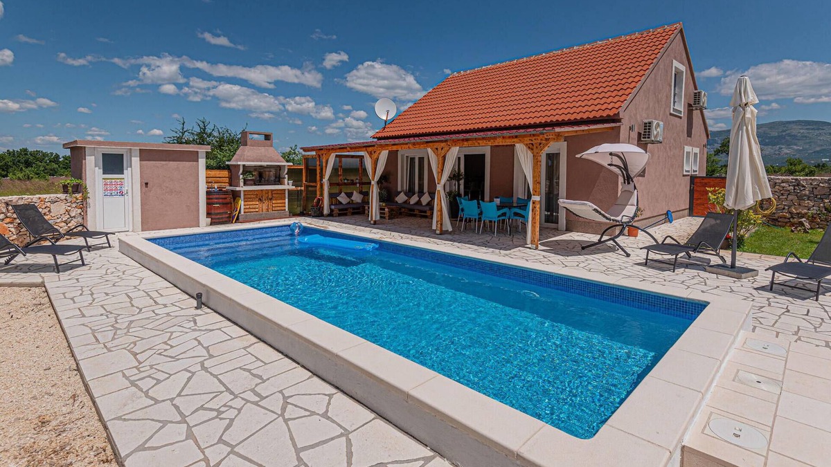 Drnis House | Nice home in Kaocine - Miljevci