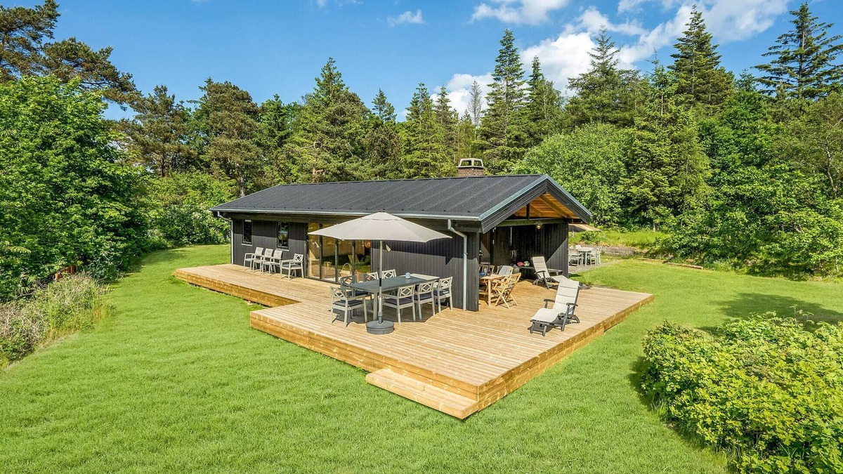 Knebel House | Nice home in Knebel with house sea view