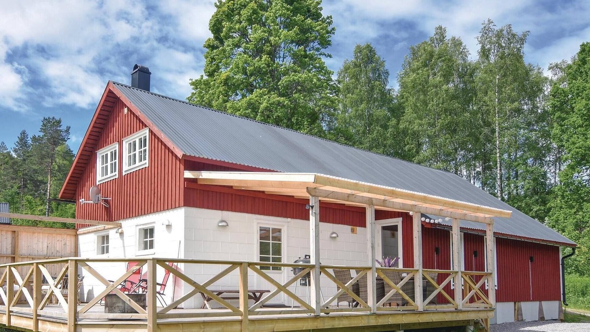 Rullan House | Nice home in Långserud with sauna