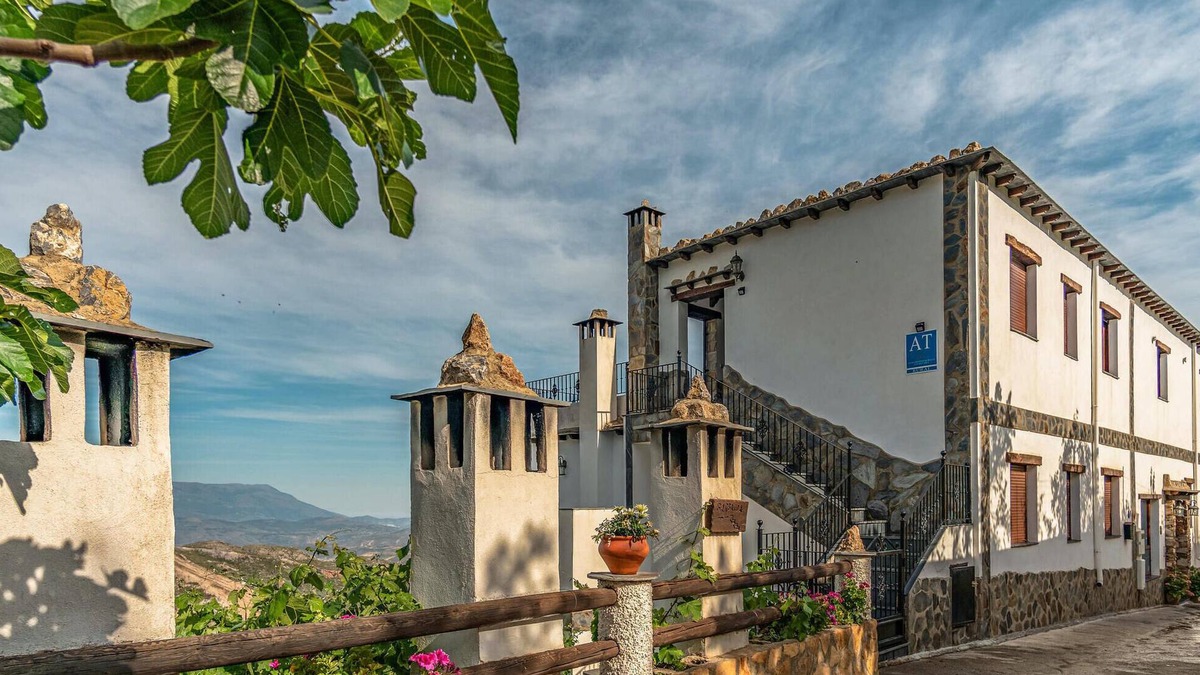 Mecina Bombaron House | Nice home in Mecina Bombarón with WiFi