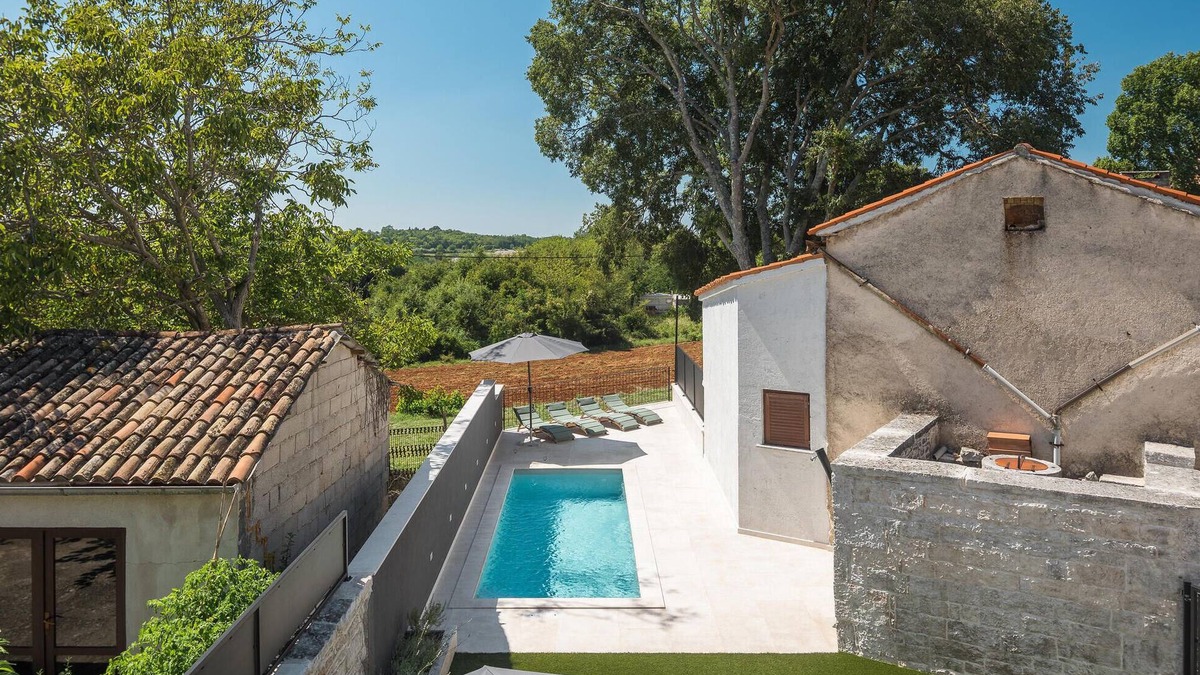 Tinjan House | Nice home in Muntrilj with WiFi