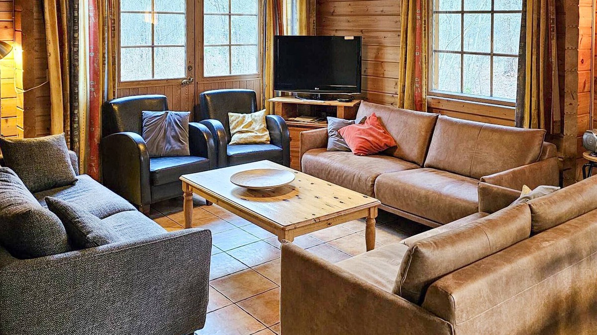 Neede House | Nice home in Neede with sauna