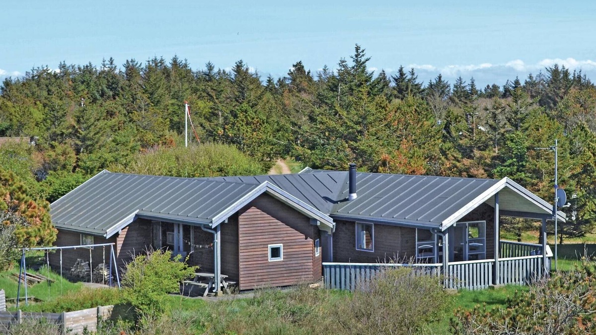 Grærup Strand House | Nice home in Oksbøl with sauna