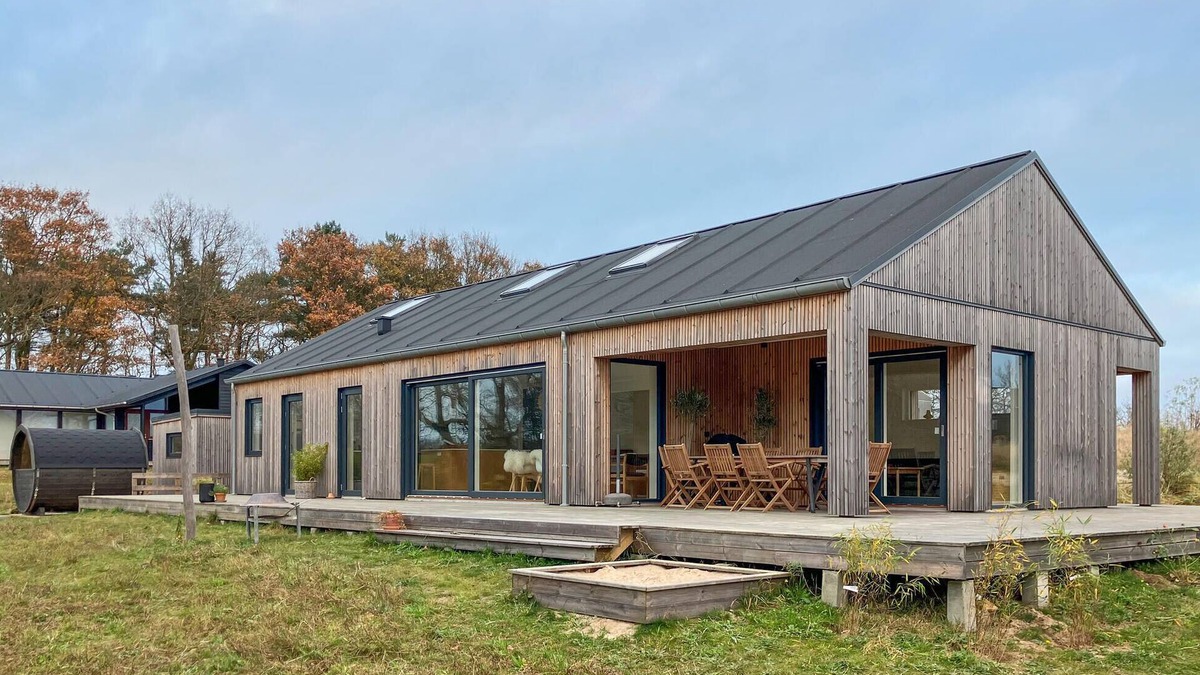 Langemark House | Nice home in Samsø with kitchen