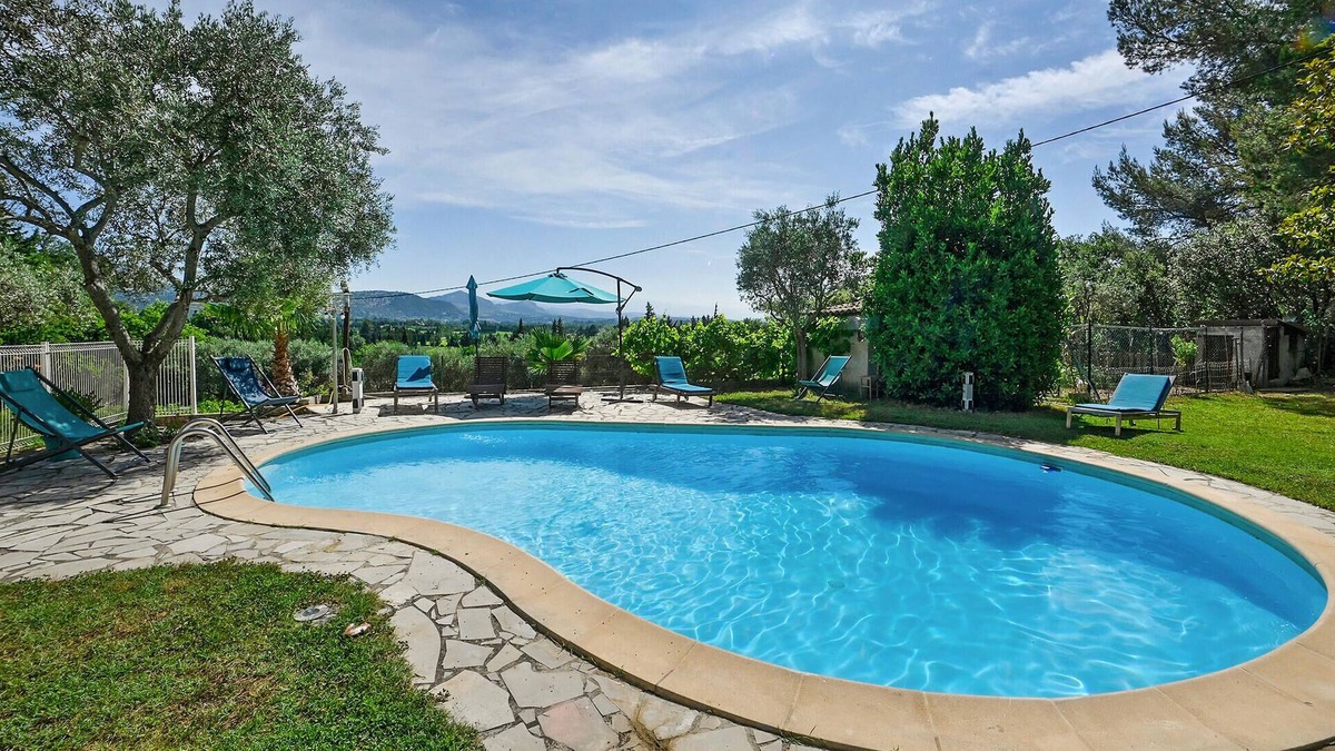 Sarrians House | Nice home in Sarrians with WiFi