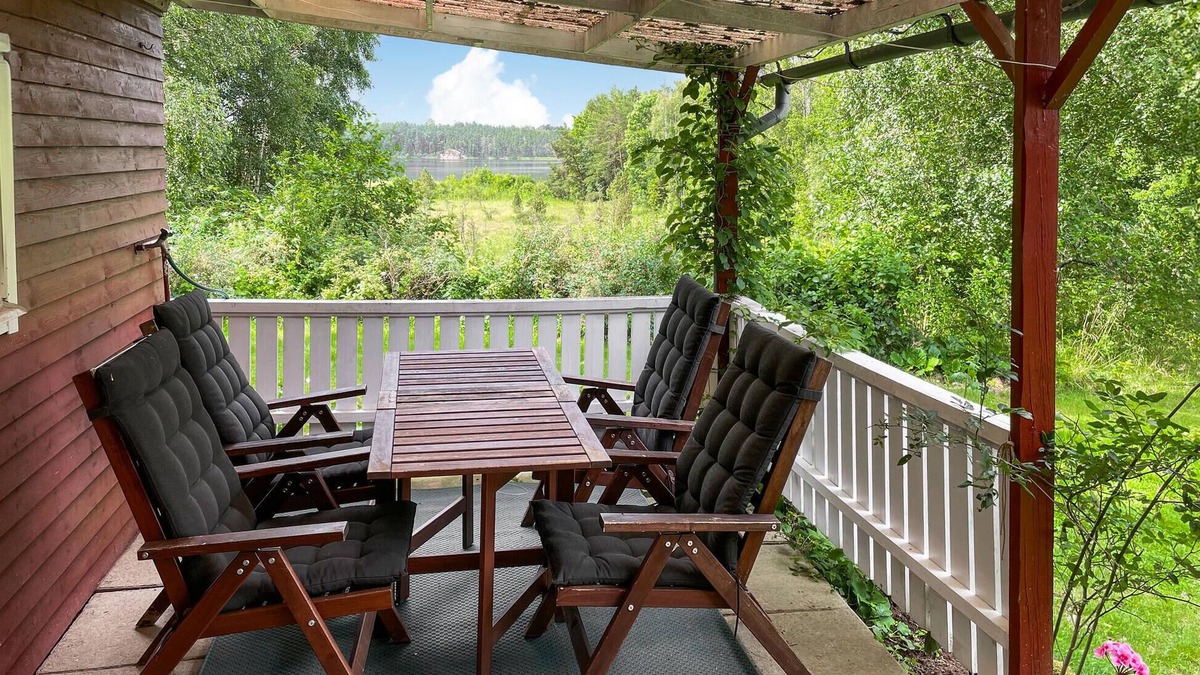 Stigtomta House | Nice home in Stigtomta with lake view