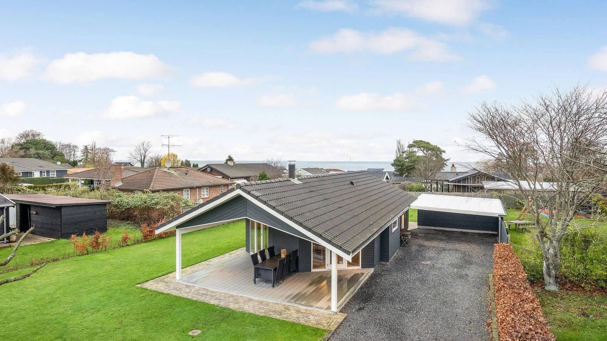 Strøby Ladeplads House | Nice home in Strøby with WiFi