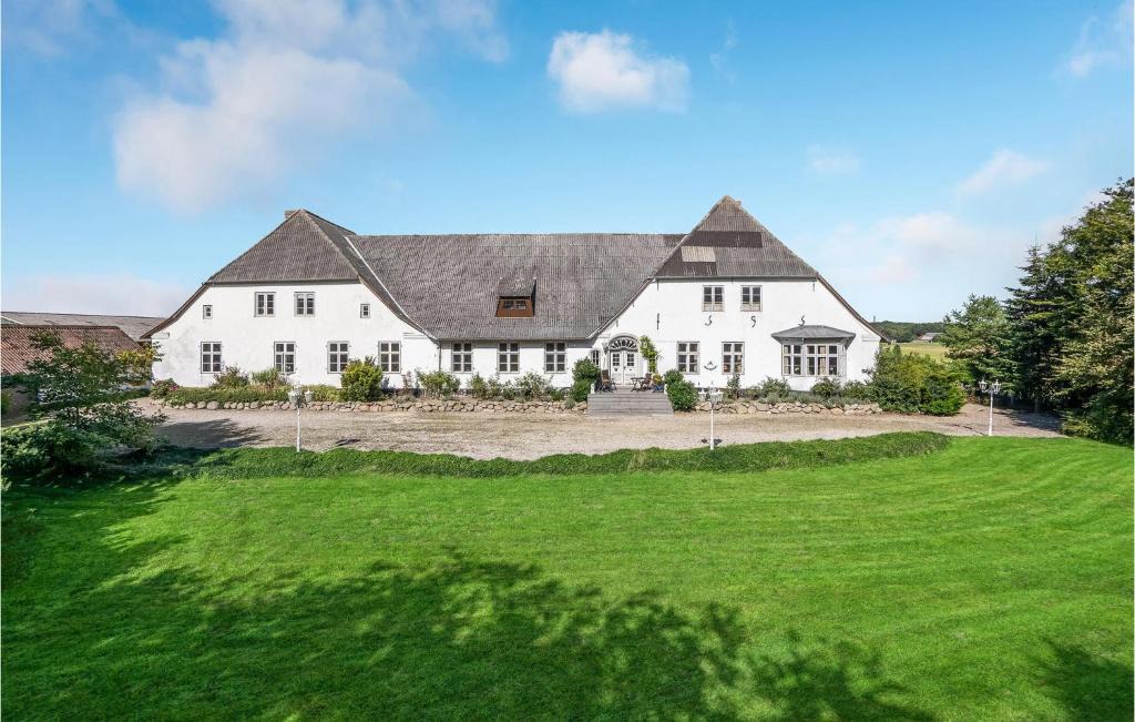 Tonder House | Nice home in Tønder w/ Sauna, WiFi and 2 Bedrooms
