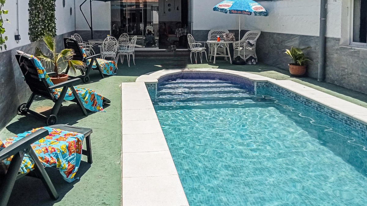 Pinos Puente House | Nice home in Trasmulas, Granada