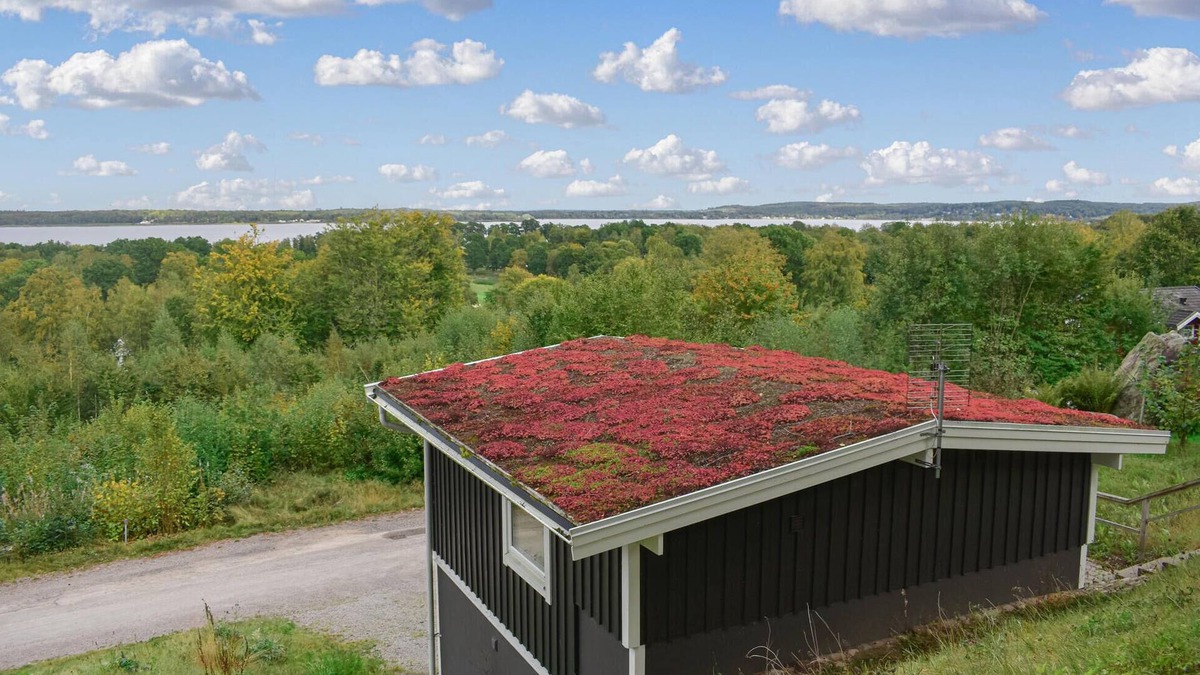 Tyringe House | Nice home in Tyringe with lake view