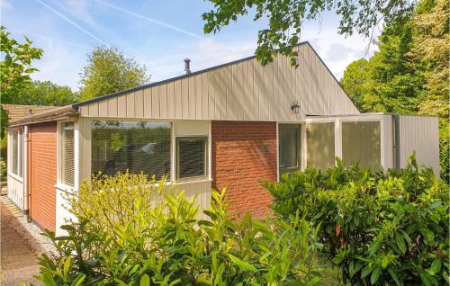 Municipality of Bergen House | Nice Home In Warmenhuizen With Wifi