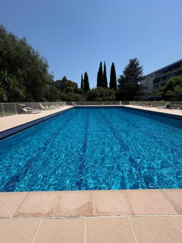 La Madeleine Apartment | NICE La Palmeraie Pool BEACH AC
