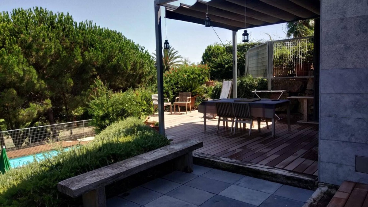 Sant Pol De Mar Apartment | Nice loft apartment with garden and private pool
