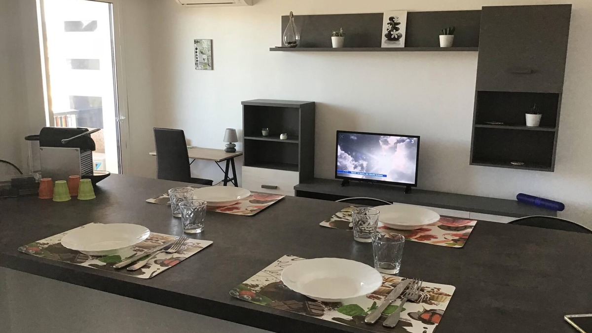 Riquier Apartment | NICE Mont Boron. Large furnished studio renovated!