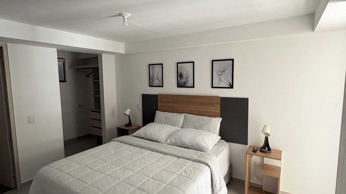 Floridablanca Apartment | Nice new apartment excellent location close to clinics. Fully equipped