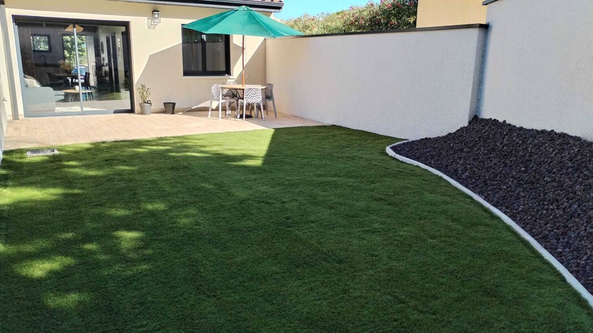 Rochemaure House | Nice new house for family vacations or business trips