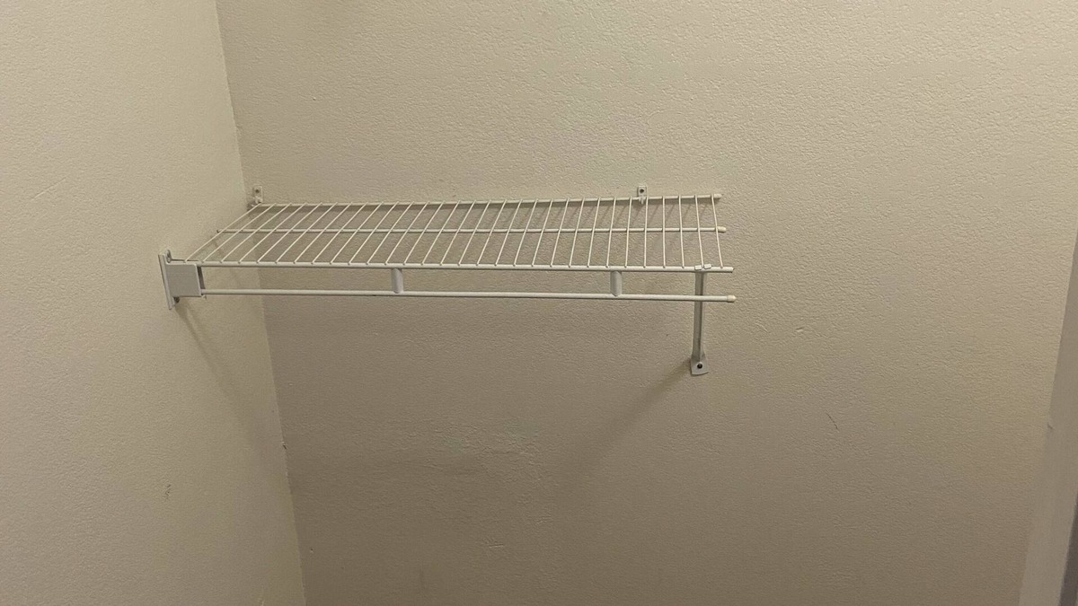 Champaign Apartment | Nice one bedroom some bath cozy apartment