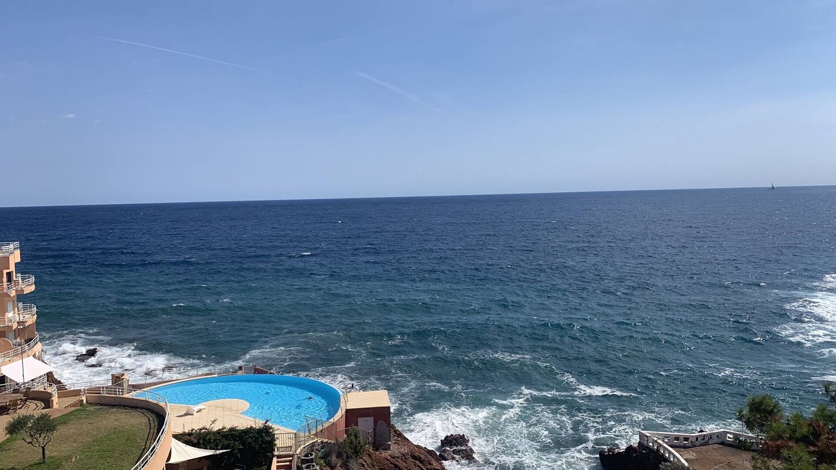 Le Trayas Apartment | Nice place with sea and swimming pool