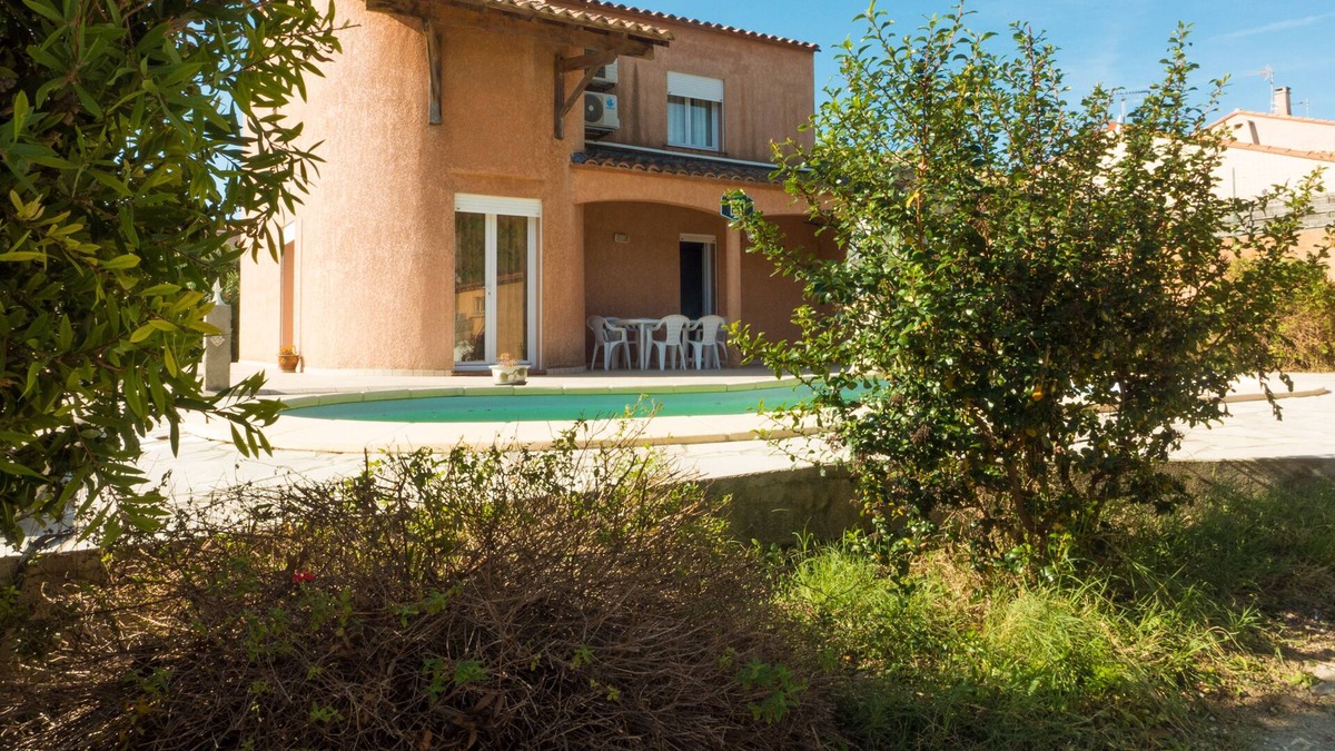 Perpignan Villa | Nice quiet villa with private swimming pool near Saint Cyprien