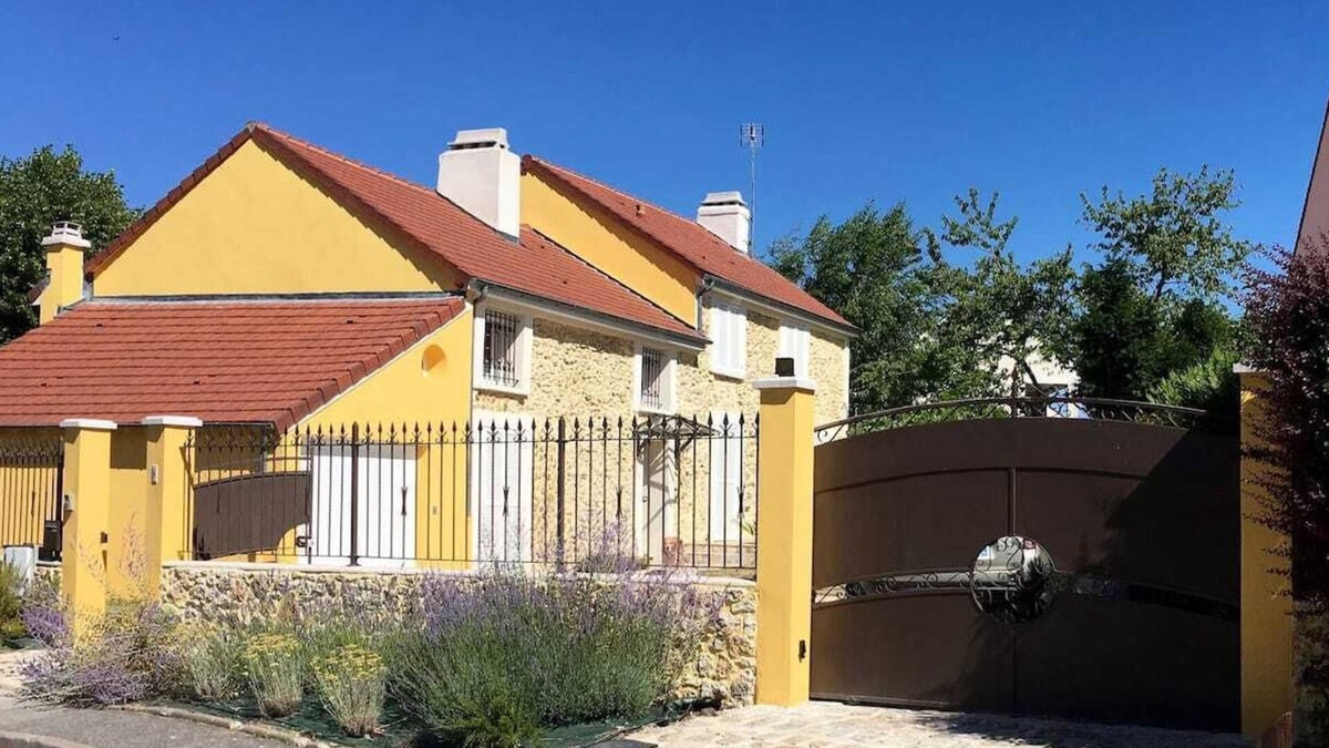 Marolles-en-Brie House | Nice renovated studio between Paris and Disneyland