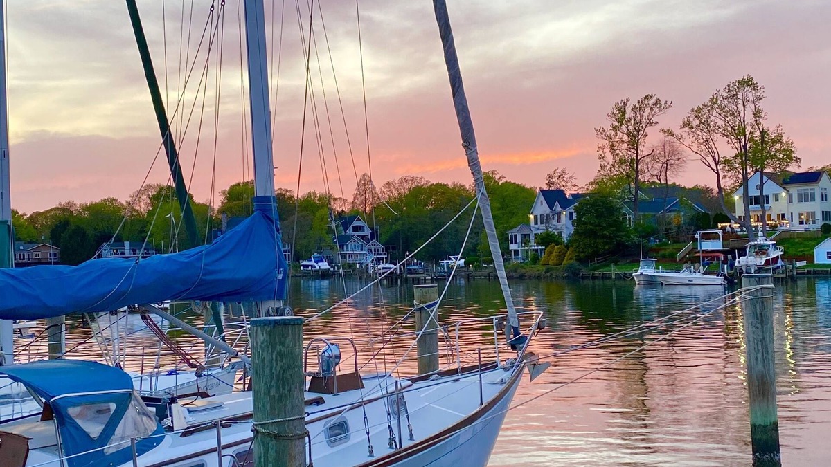 Hillsmere House | Nice retreat apartment/private patio, min. away from USNA & Downtown Annapolis
