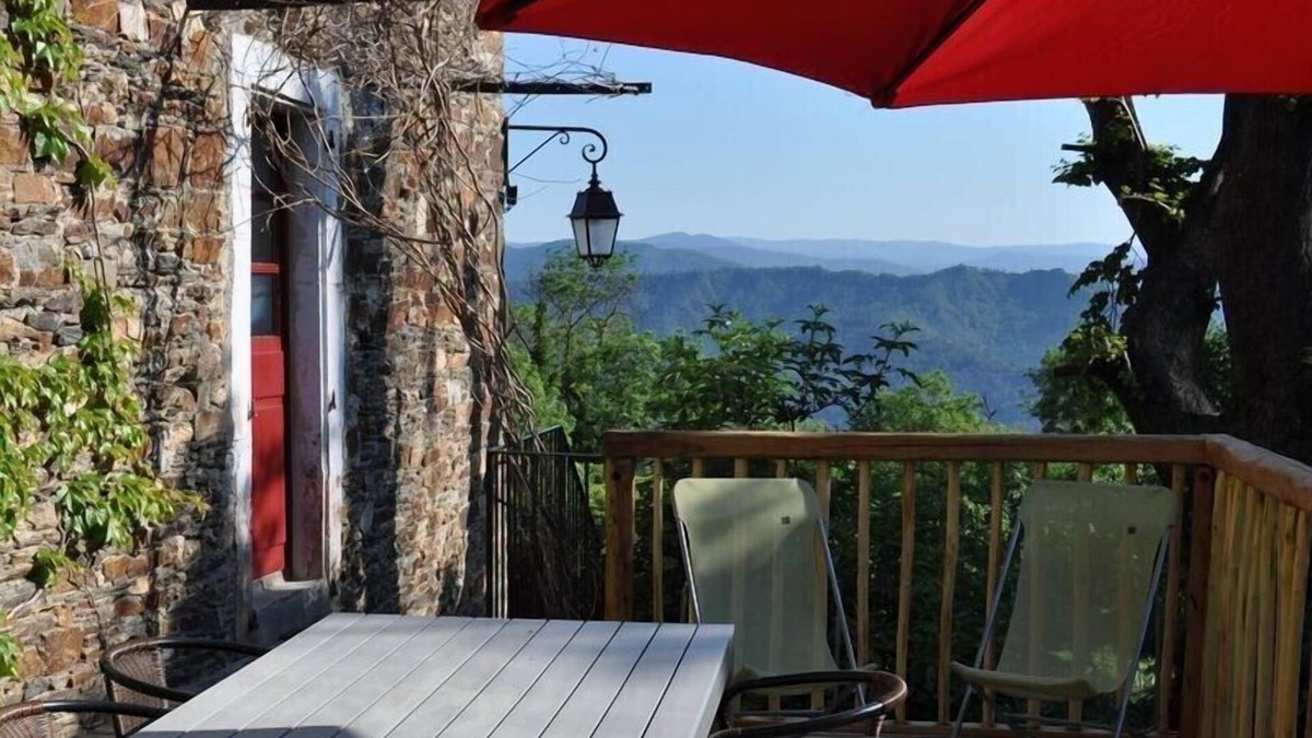 Moissac-Vallee-Francaise Apartment | Nice self catering cottage - holiday rental in the Cevennes with great views