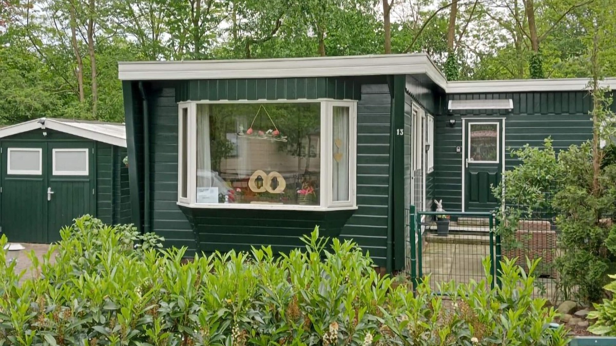 Reutum House | Nice (sta)caravan in Reutum with WiFi