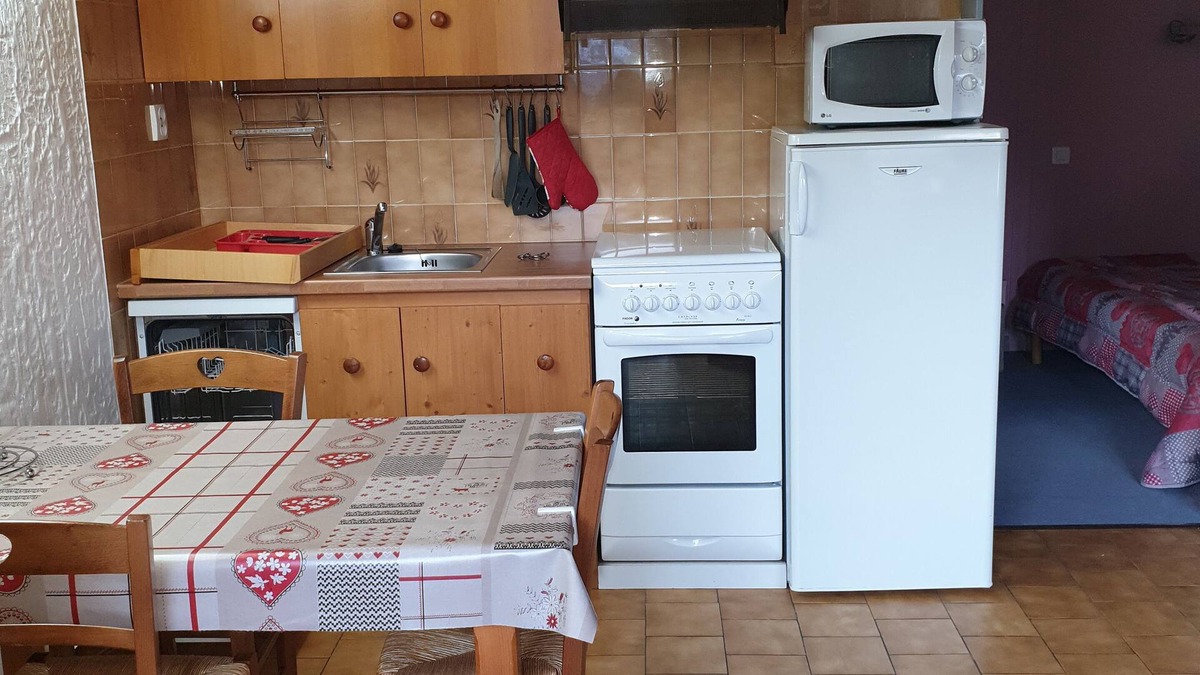 Bozel Apartment | Nice studio in a small mountain village