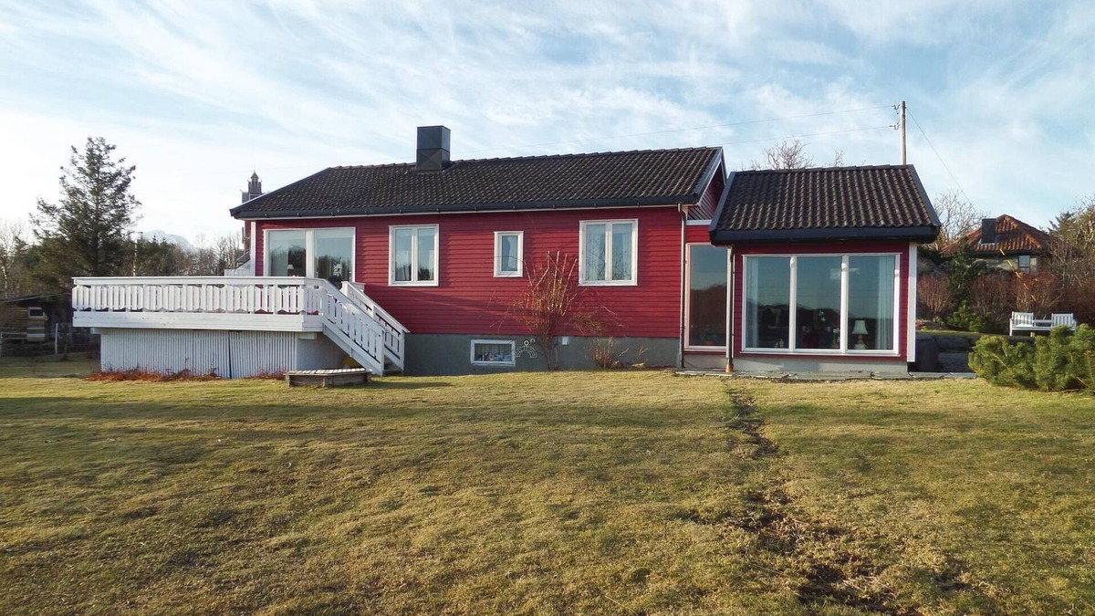 Gravdal Apartment | Nice studio in Gravdal with kitchen