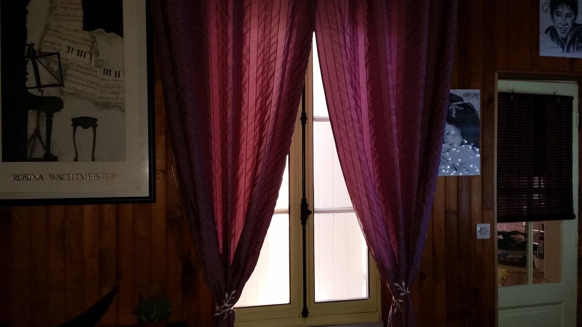 Saintes Apartment | Nice studio in SAINTES