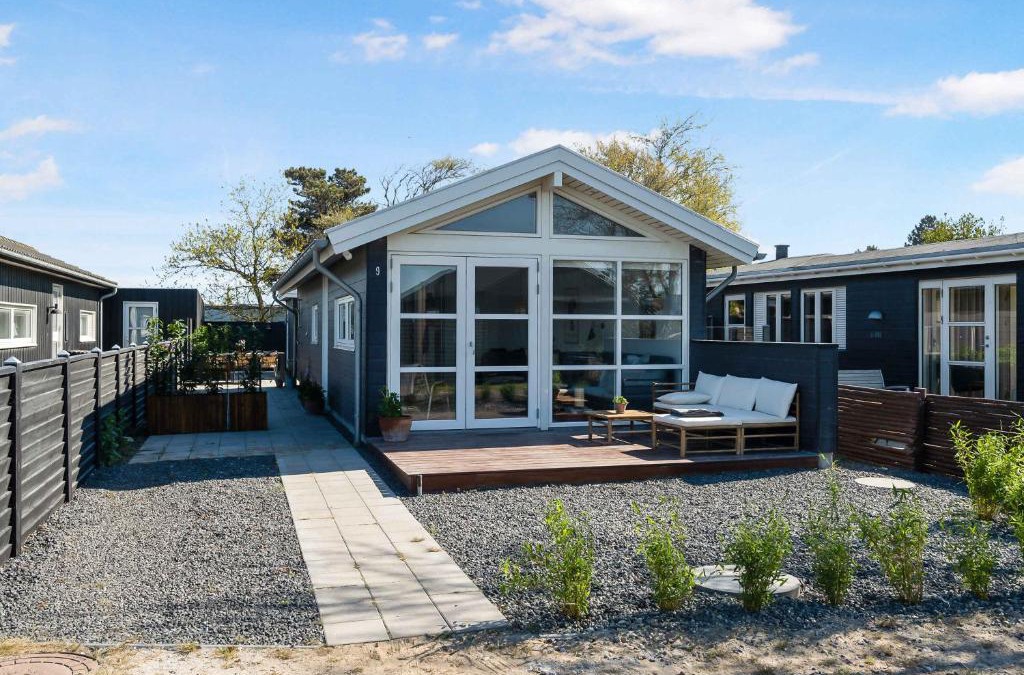 Karrebksminde House | Nice Summer House Near The Water's Edge