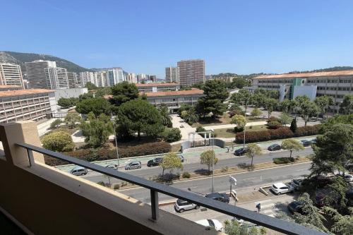 Le Mourillon Apartment | Nice T4 with balcony near downtown Toulon
