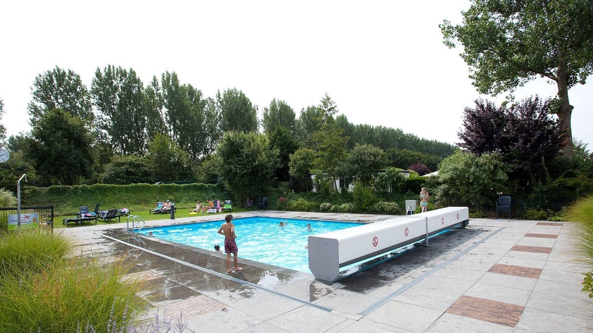 Municipality of Langedijk House | Nice tent with bathroom, near a recreation area