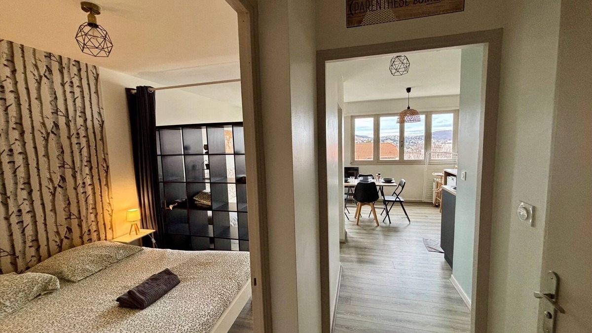 Royat Apartment | Nice view 500m from the spa