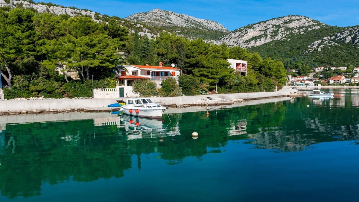 Klek Cabin | Nice villa direct on sea,surrounded with lot of mediterranean plants,two minutwe