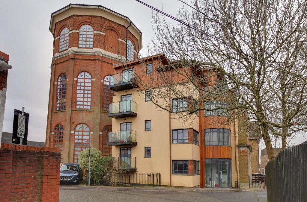 Braintree Apartment | Niche Water Tower Apartments