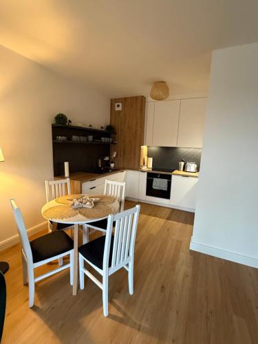 Lagow Apartment | Nicole