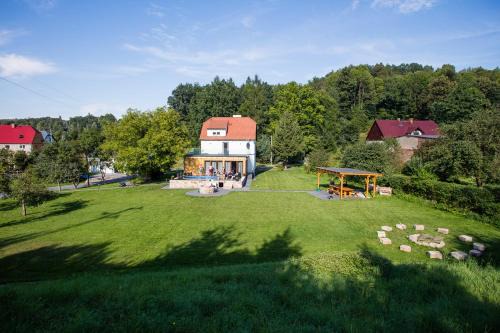 Wlen House | Nielestno 34