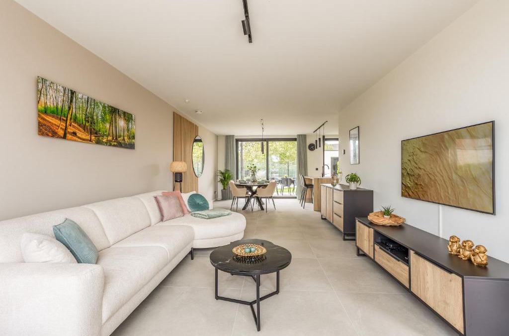 Riemst House | NIEUW - De Grenspaal WEST 6P 5 min Maastricht - Sauna - Laadpaal
