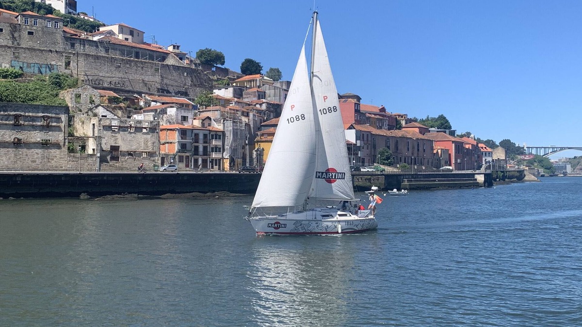Porto Boat Rental | Night on Board Sailboat Experience