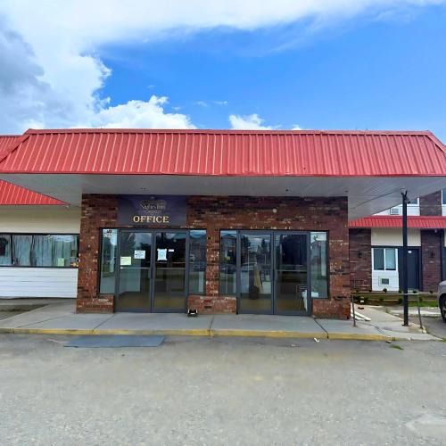 100 Mile House Hotel | Nights Inn