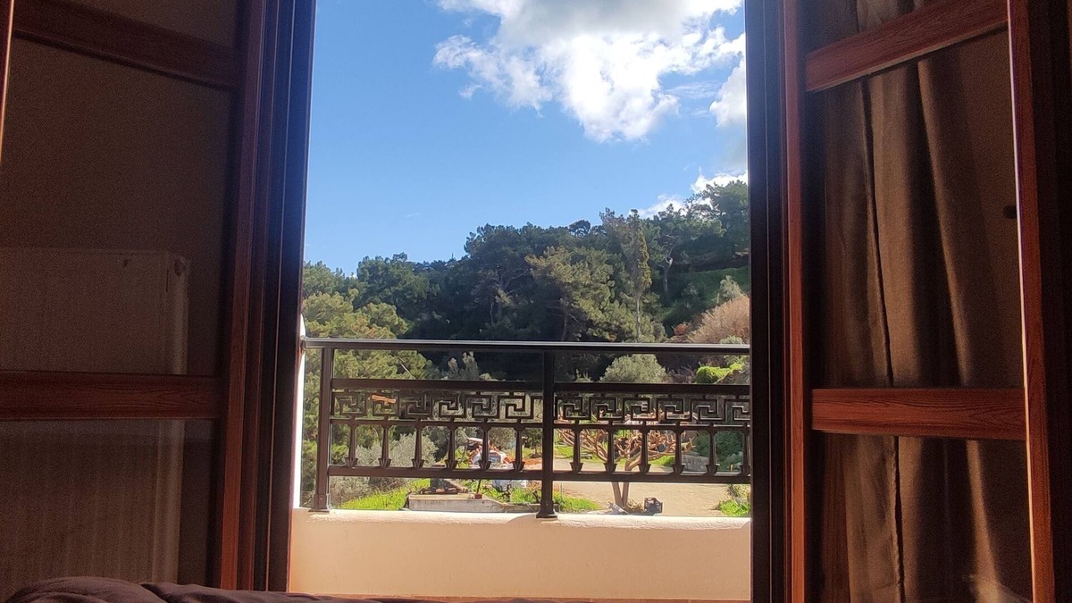 Gialiskari Apartment | Nikos Apartments A2 - One Bedroom Apartment, Sleeps 5