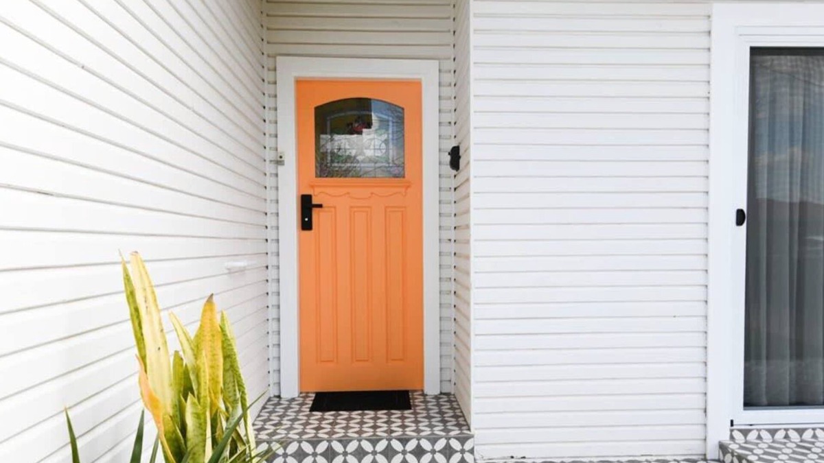Orange House | Nile Cottage - Cosy & Convenient, Close to CBD