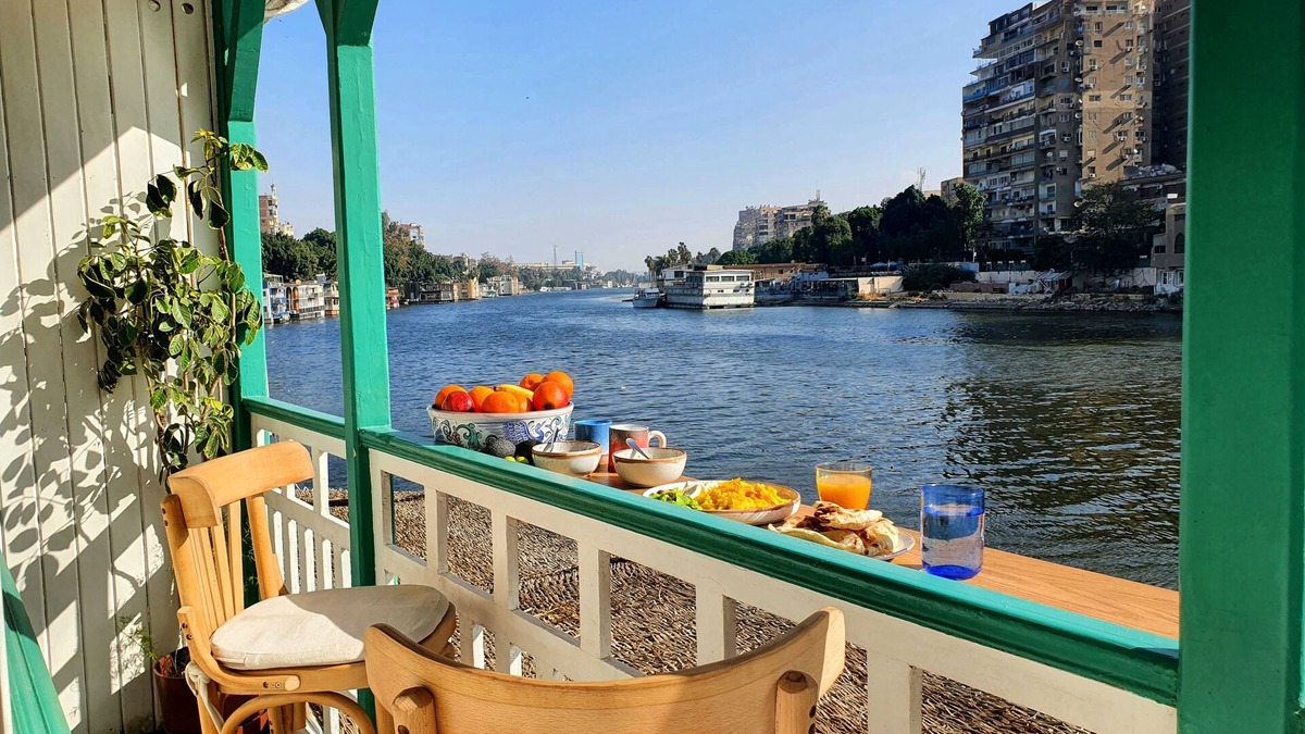 Gezira Apartment | Nile Loft - Houseboat65, Zamalek Island - Central Cairo