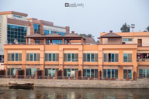 Shubra al Khaymah Hotel | Nile Transportation hotel